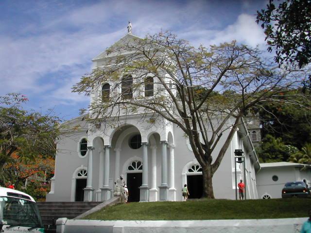 Cathedrale-Port-Victoria.jpg