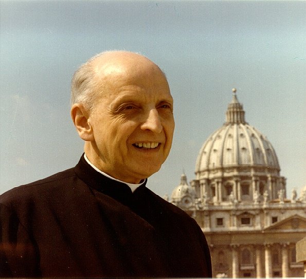 P.-Pedro-Arrupe.jpg