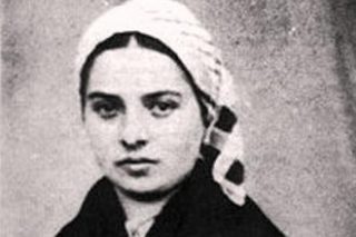 Bernadette-3.jpg