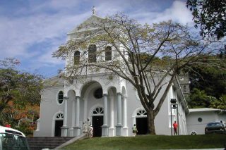Cathedrale-Port-Victoria.jpg