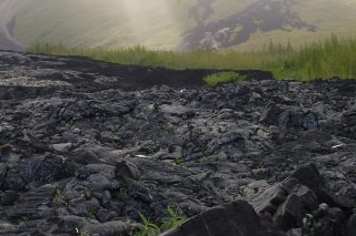 Coulée-de-lave-Ile-de-la-Réunion.jpg