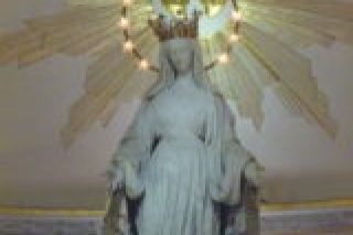 Marie-Rue-du-Bac.jpg