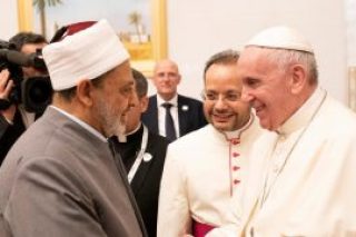 Pape-François-dialogue-interreligieux.jpg
