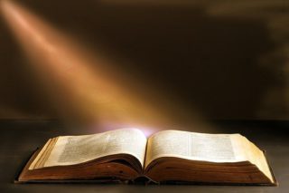Parole-de-Dieu-Esprit-de-Lumière.jpg